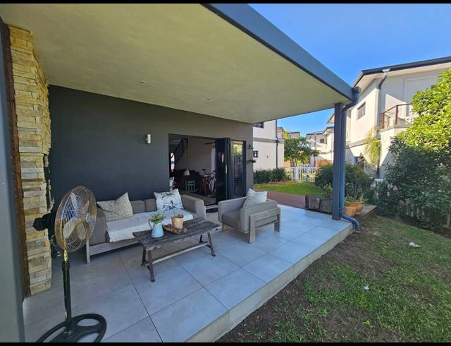 3 BEDROOM HOUSE FOR SALE IN NEW SALT ROCK CITY